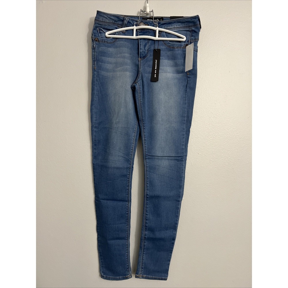 Dollhouse skinny Jeans size 7